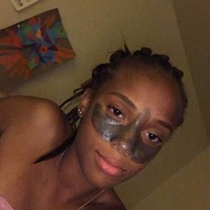 Meet your Posher, Adama